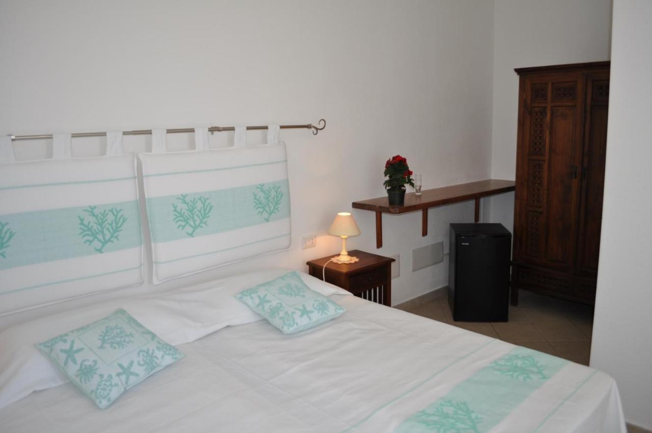 La Striscia Larga Bed and Breakfast San Pasquale Εξωτερικό φωτογραφία